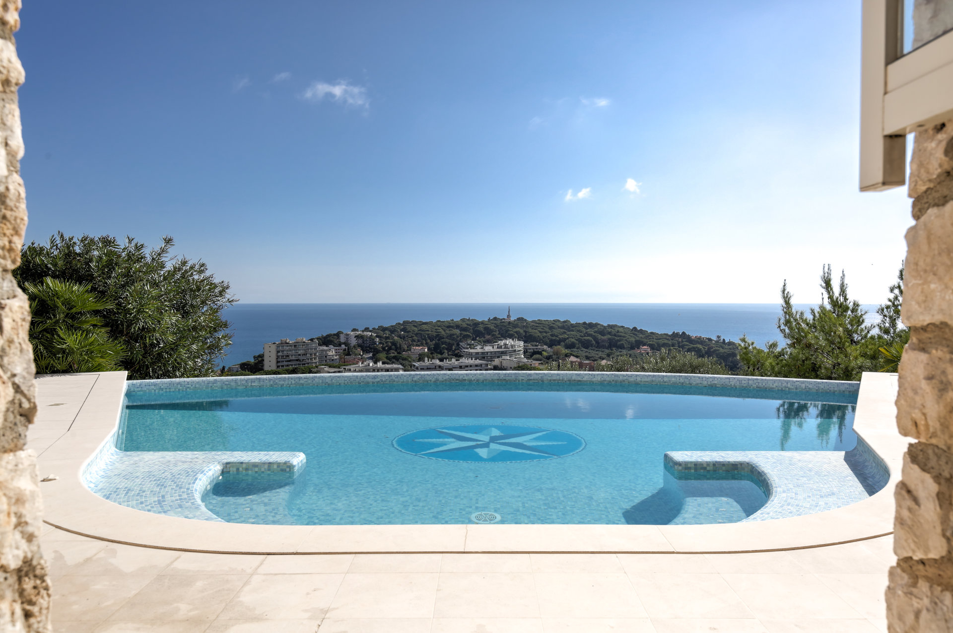 Terrace, pool and sea view
