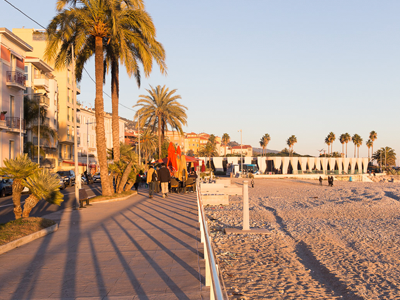 Menton - a quiet and  comfortable  town on the French-Italian border
